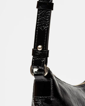 Bandolera Pocket en cuero charol arrugado