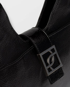 Bolso Signature en cuero charol